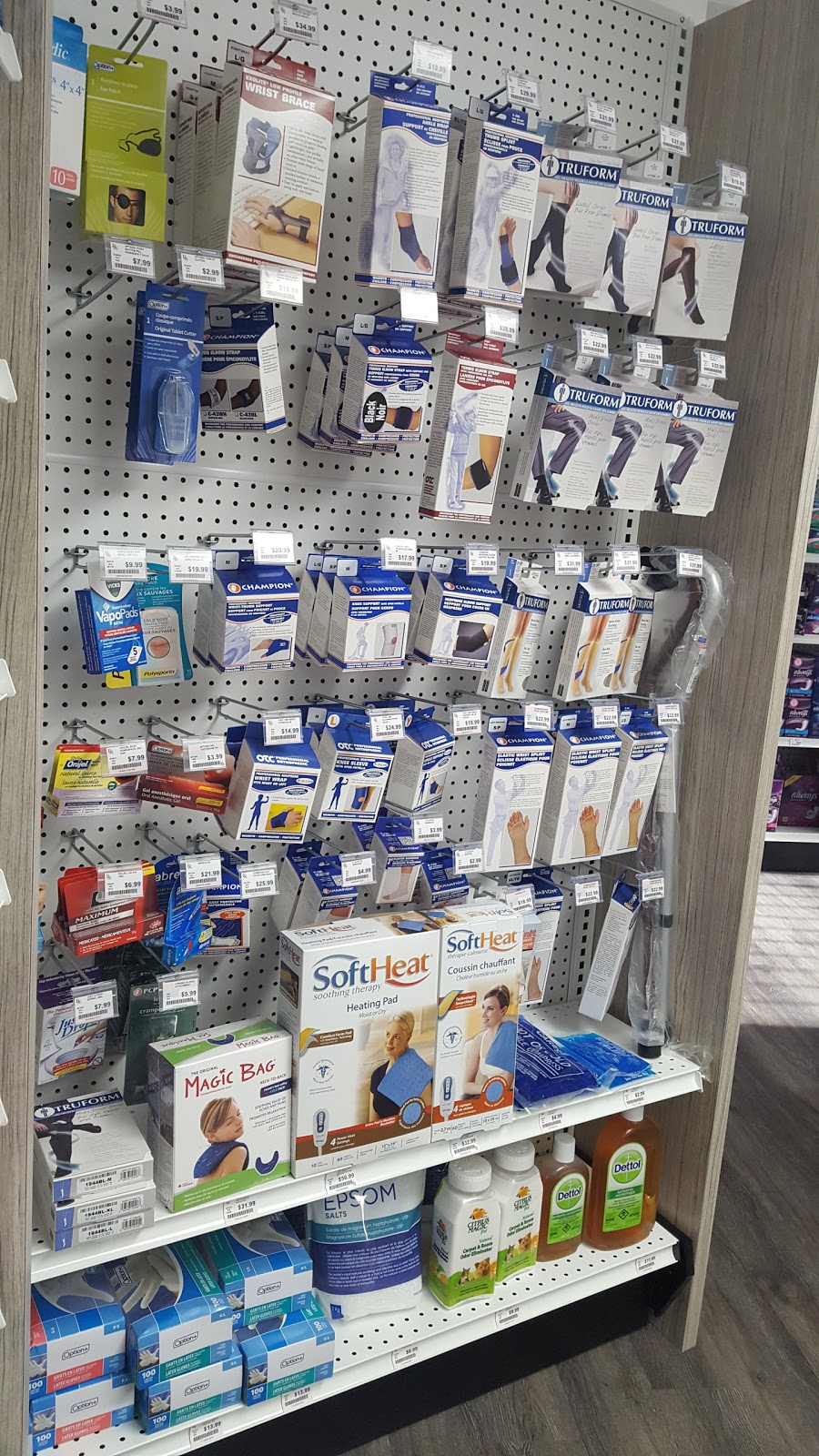 Constance Bay Pharmacy | 131 Constance Bay Rd, Woodlawn, ON K0A 3M0, Canada | Phone: (613) 832-7707
