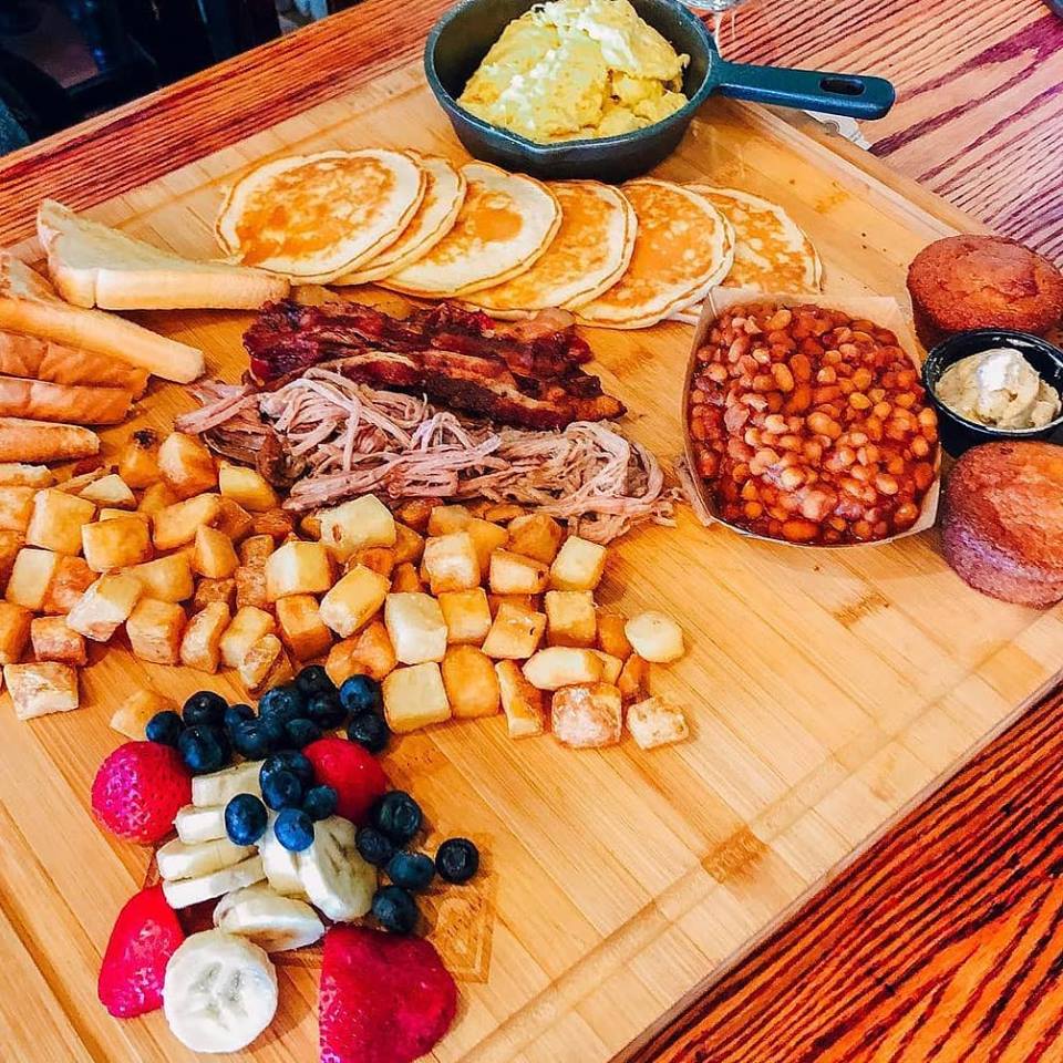 Upstreet BBQ Brewhouse | 612 Windmill Rd, Dartmouth, NS B3B 1B5, Canada | Phone: (902) 407-4344