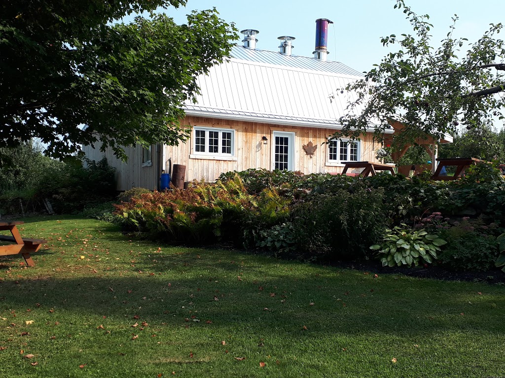 Vergers Cassidy | ,JOS-1EO, 2910 QC-202, Franklin, QC J0S 1E0, Canada | Phone: (450) 827-2000
