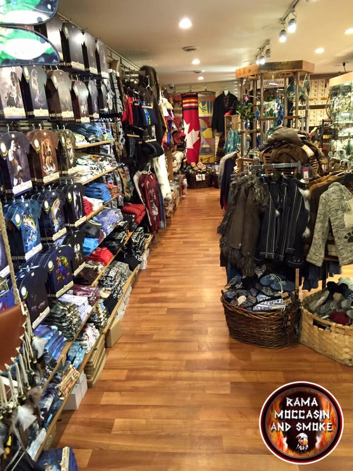 Rama Moccasin And Smoke | 6413 Rama Rd, Orillia, ON L3V 6H6, Canada | Phone: (705) 325-5041