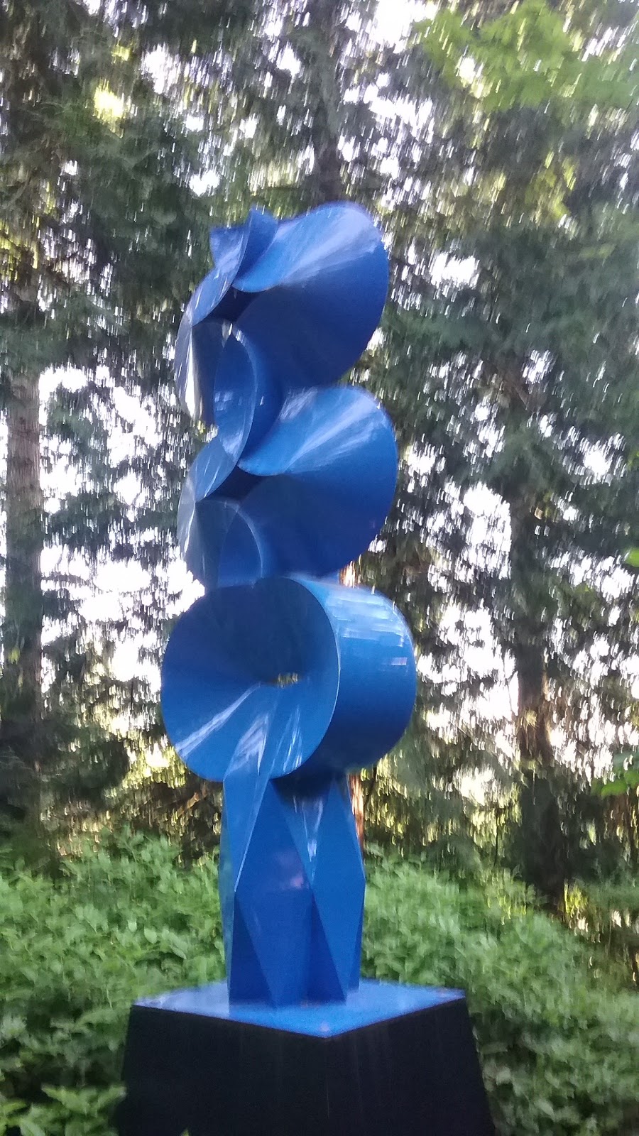 Big Rock Garden Park | 2900 Sylvan St, Bellingham, WA 98226, USA | Phone: (360) 778-7700