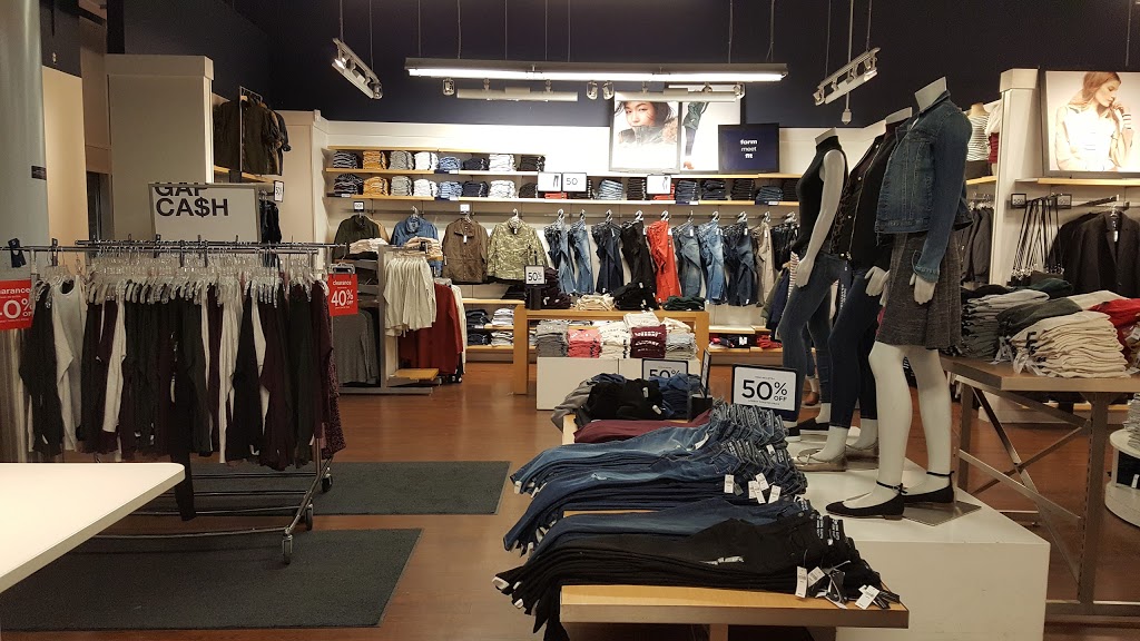 Gap Outlet | 1414 Parsons Rd NW, Edmonton, AB T6N 0B5, Canada | Phone: (780) 468-4848