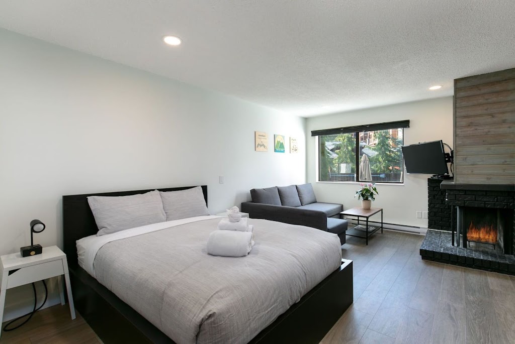 The Cabin Whistler | 2129 Lake Placid Rd, Whistler, BC V8E 0N4, Canada | Phone: (855) 567-7001