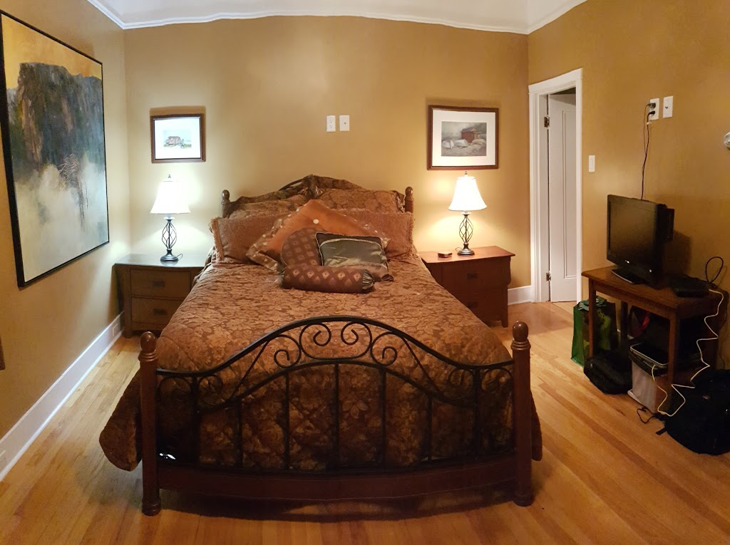 Monroe House | 8A Forest Rd, St. Johns, NL A1C 2B9, Canada | Phone: (709) 235-1946
