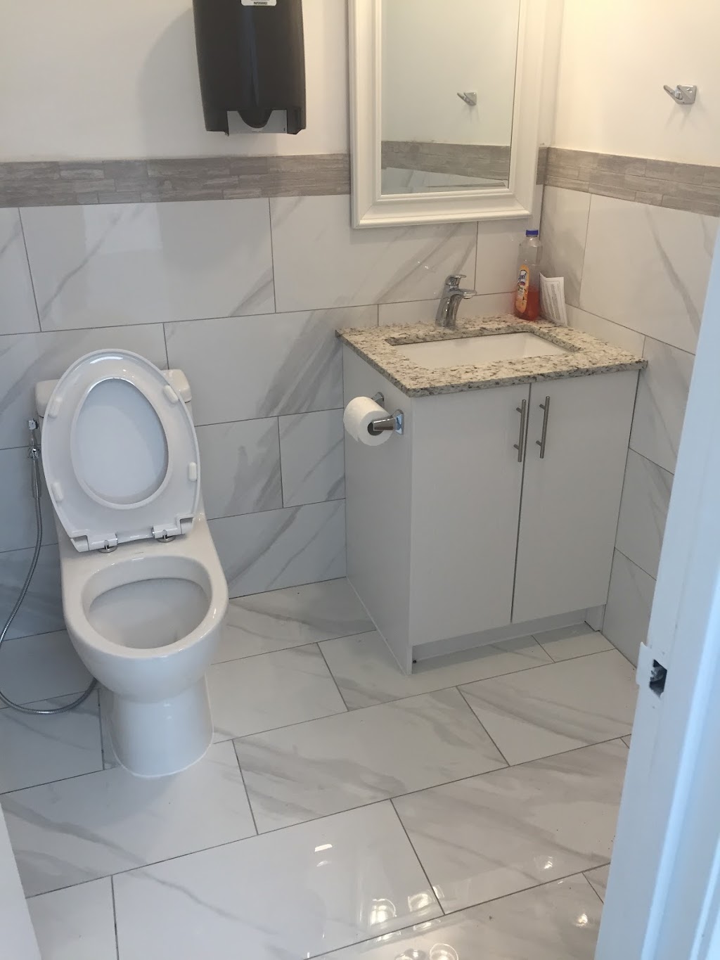 Robertson Construction | 235 Hwy 8, Dundas, ON L9H 5E1, Canada | Phone: (289) 778-1486