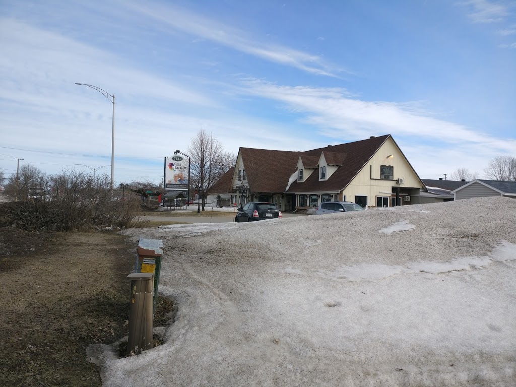 Villa du Jardin Fleuri | 7331 Rue Notre Dame O, Trois-Rivières, QC G9B 1L7, Canada | Phone: (819) 377-0277