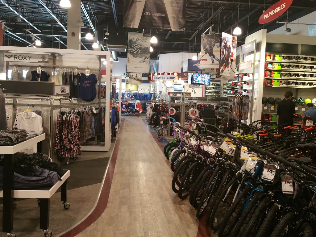 Sport Chek | 1010 Hoover Park Dr Unit 3, Whitchurch-Stouffville, ON L4A 0K2, Canada | Phone: (905) 640-3919