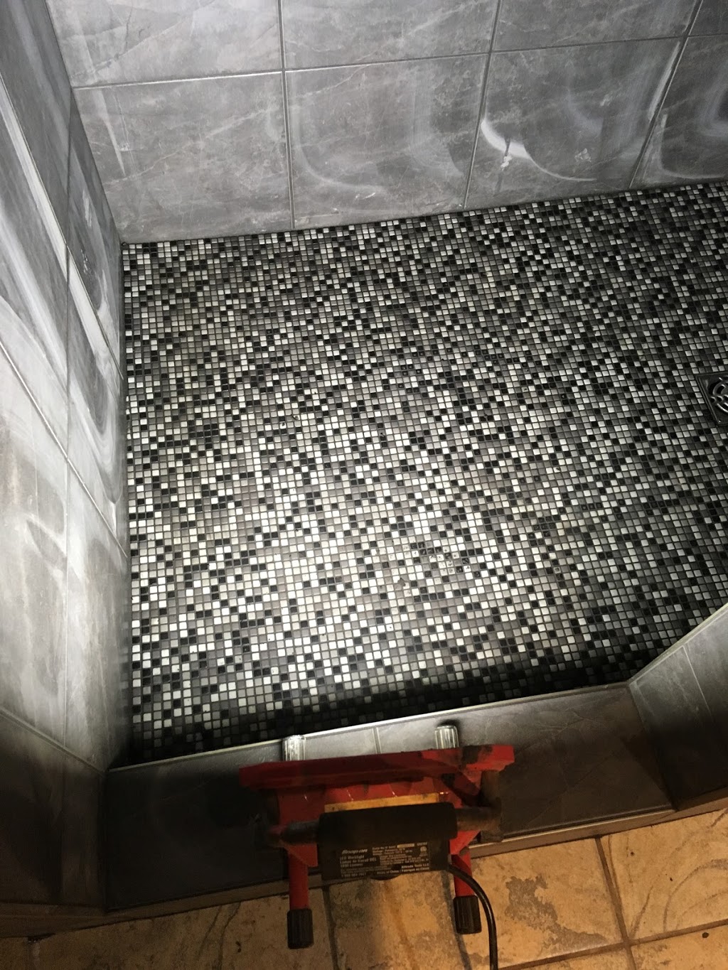 Sheldon Floor & Tile | 4828 50 Ave, Redwater, AB T0A 2W0, Canada | Phone: (780) 942-4698