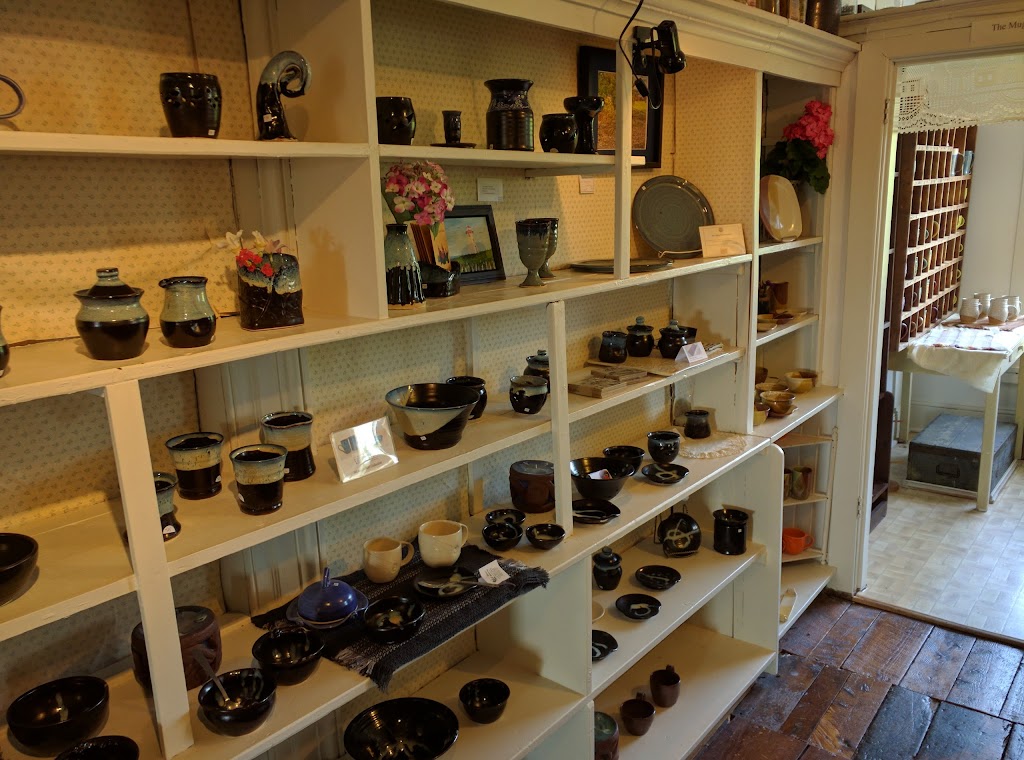Village Pottery Inc. | 10567 PE-6, New London, PE C0A 1M0, Canada | Phone: (902) 886-2473