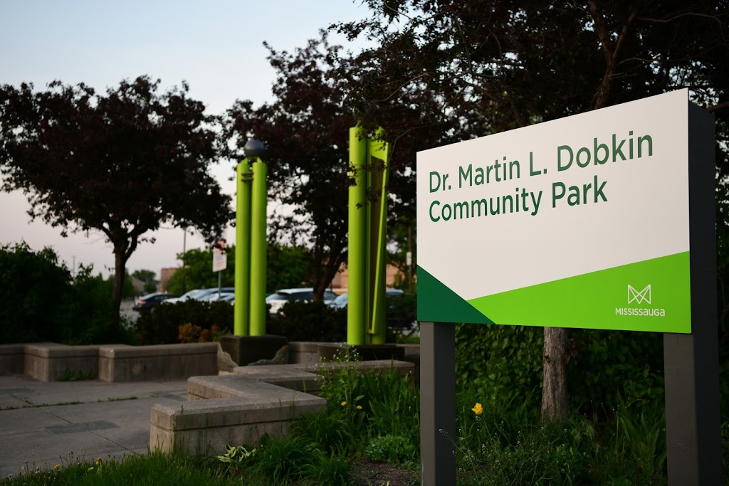 Dr. Martin L. Dobkin Community Park | 395 Fairview Rd W, Mississauga, ON L5B 4C7, Canada | Phone: (905) 858-5959