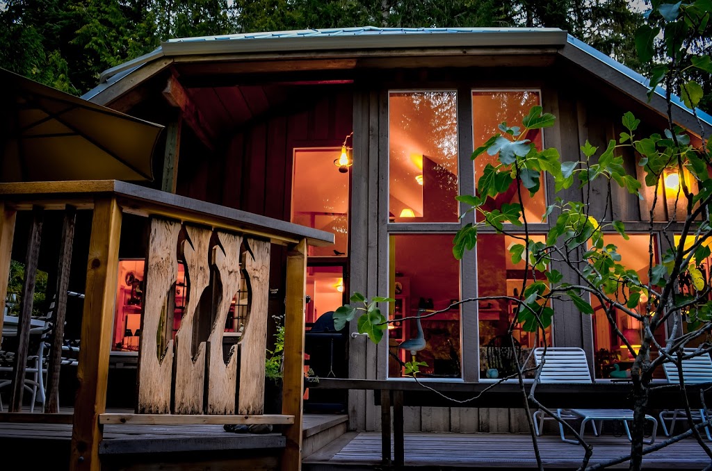 Sooke River Cottage 2980 Sooke River Rd, Sooke, BC V9Z 0Y1, Canada