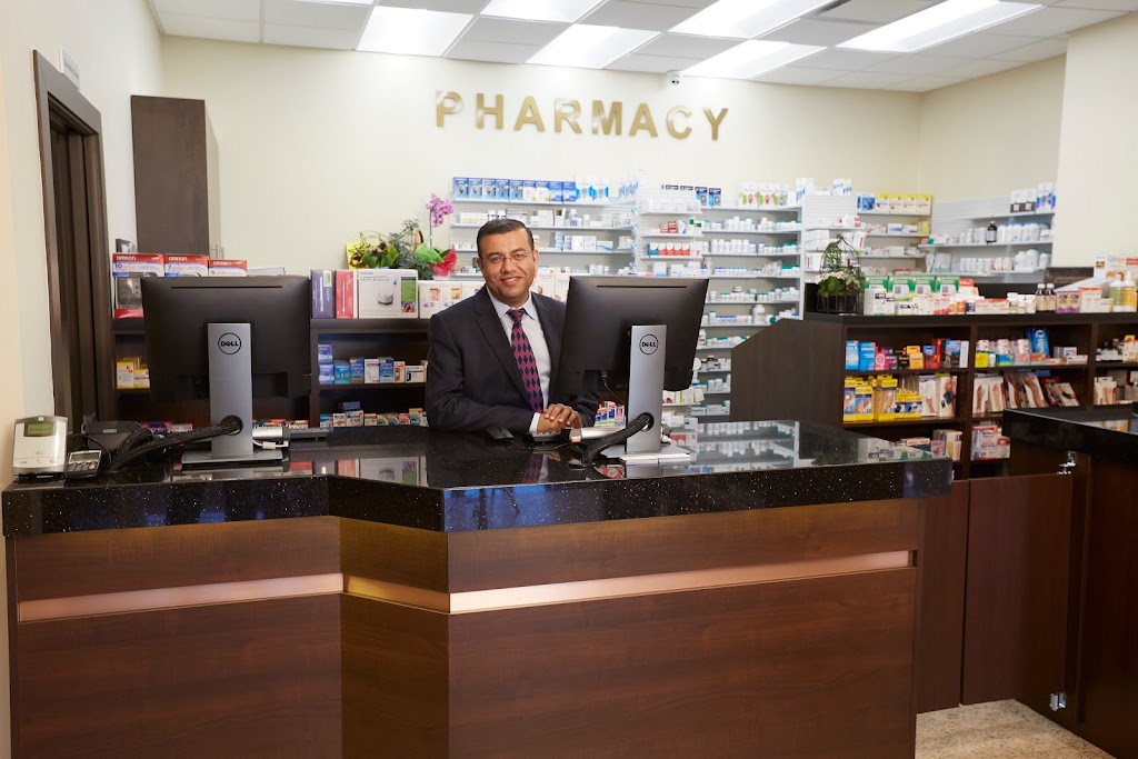 The Queen Pharmacy | 5025 Creditview Rd, Mississauga, ON L5V 3E5, Canada | Phone: (905) 826-5555