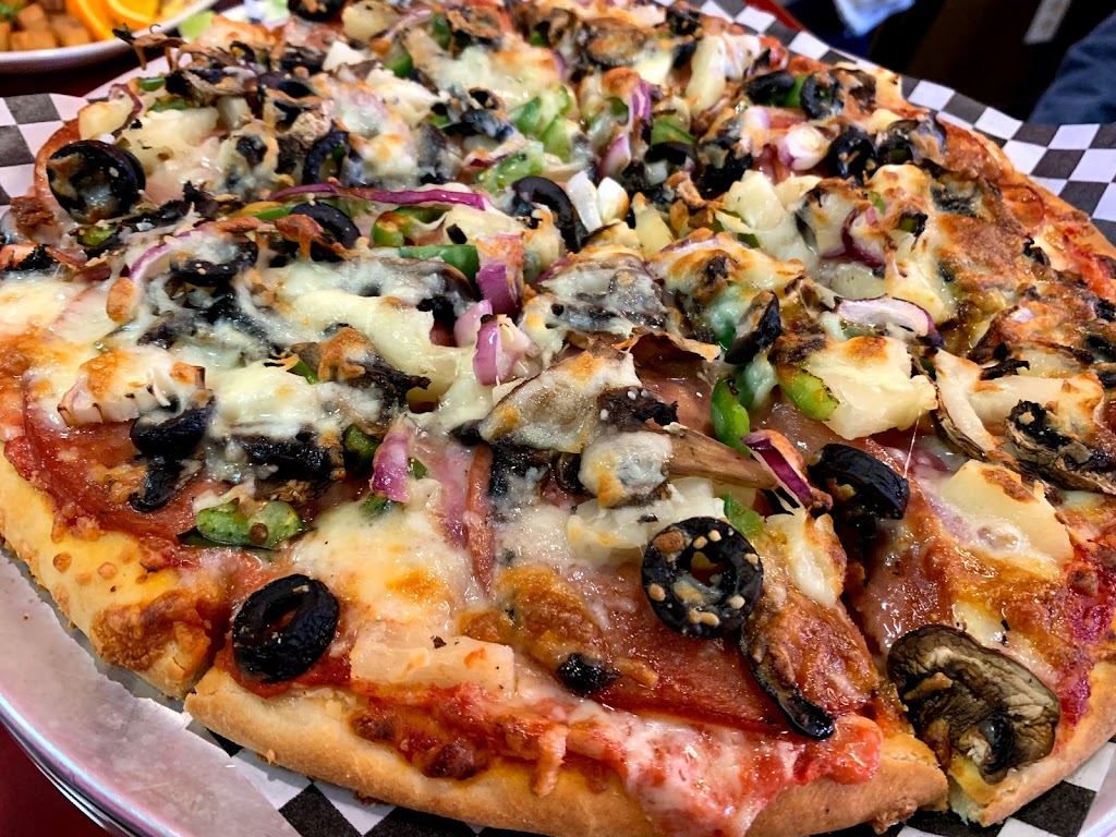 North Eden Seafood and Grill House | 202 Main Street, Midale, SK S0C 1S0, Canada | Phone: (306) 458-2499