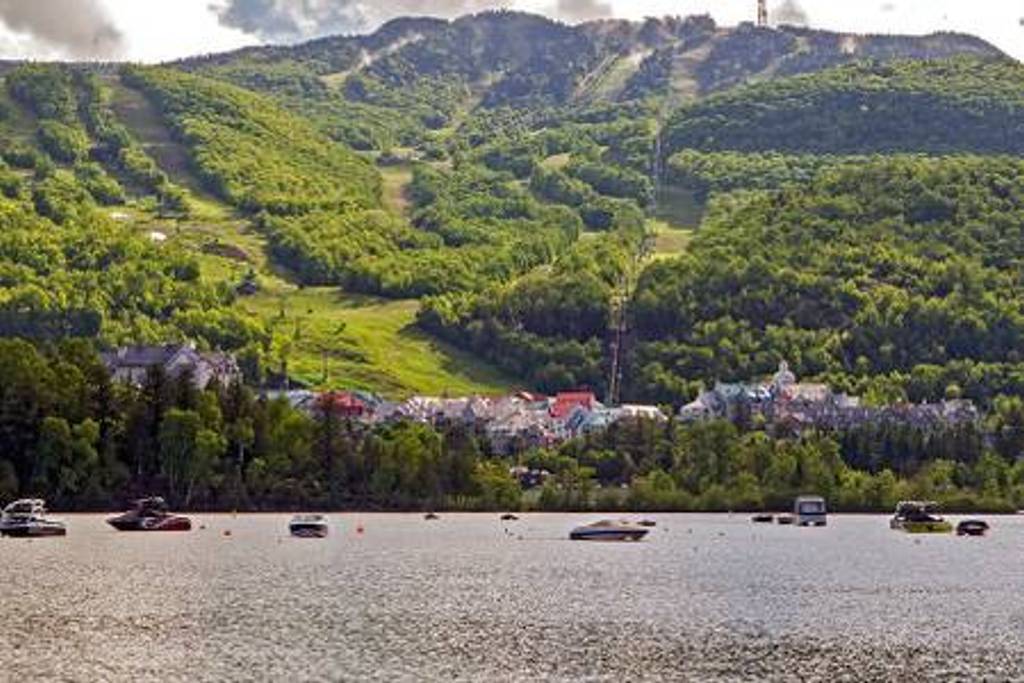 Le DEN de Tremblant | 118 Chem. du Châteaubois, Mont-Tremblant, QC J8E 1P4, Canada | Phone: (514) 824-8680