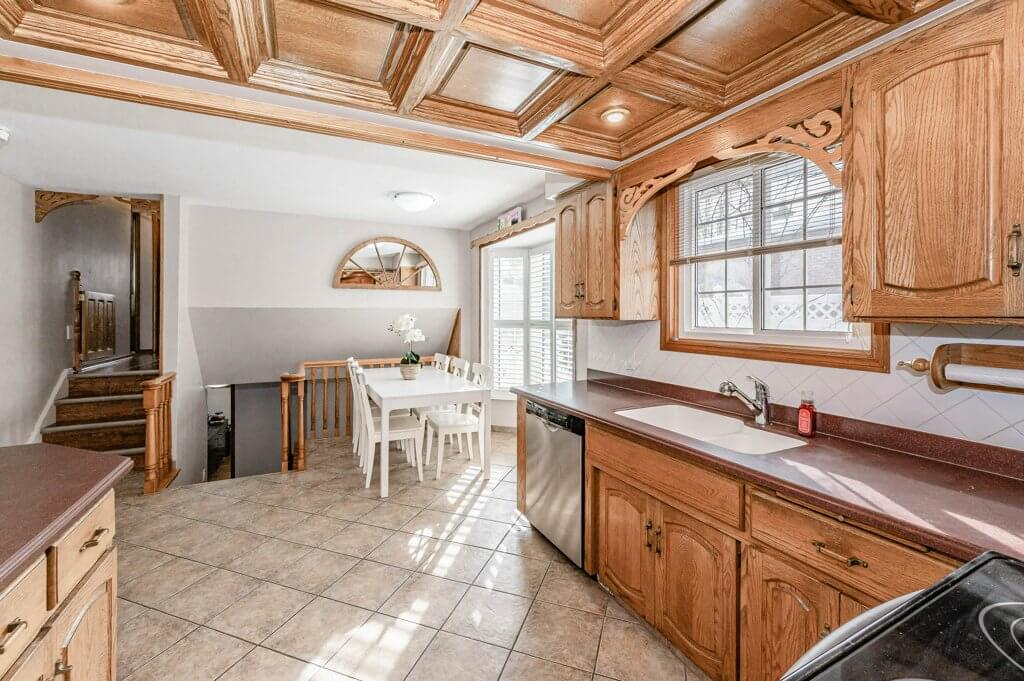 Rooms for Rent near Conestoga College | 2045 Old Mill Rd, Kitchener, ON N2P 1E4, Canada | Phone: (519) 275-1353