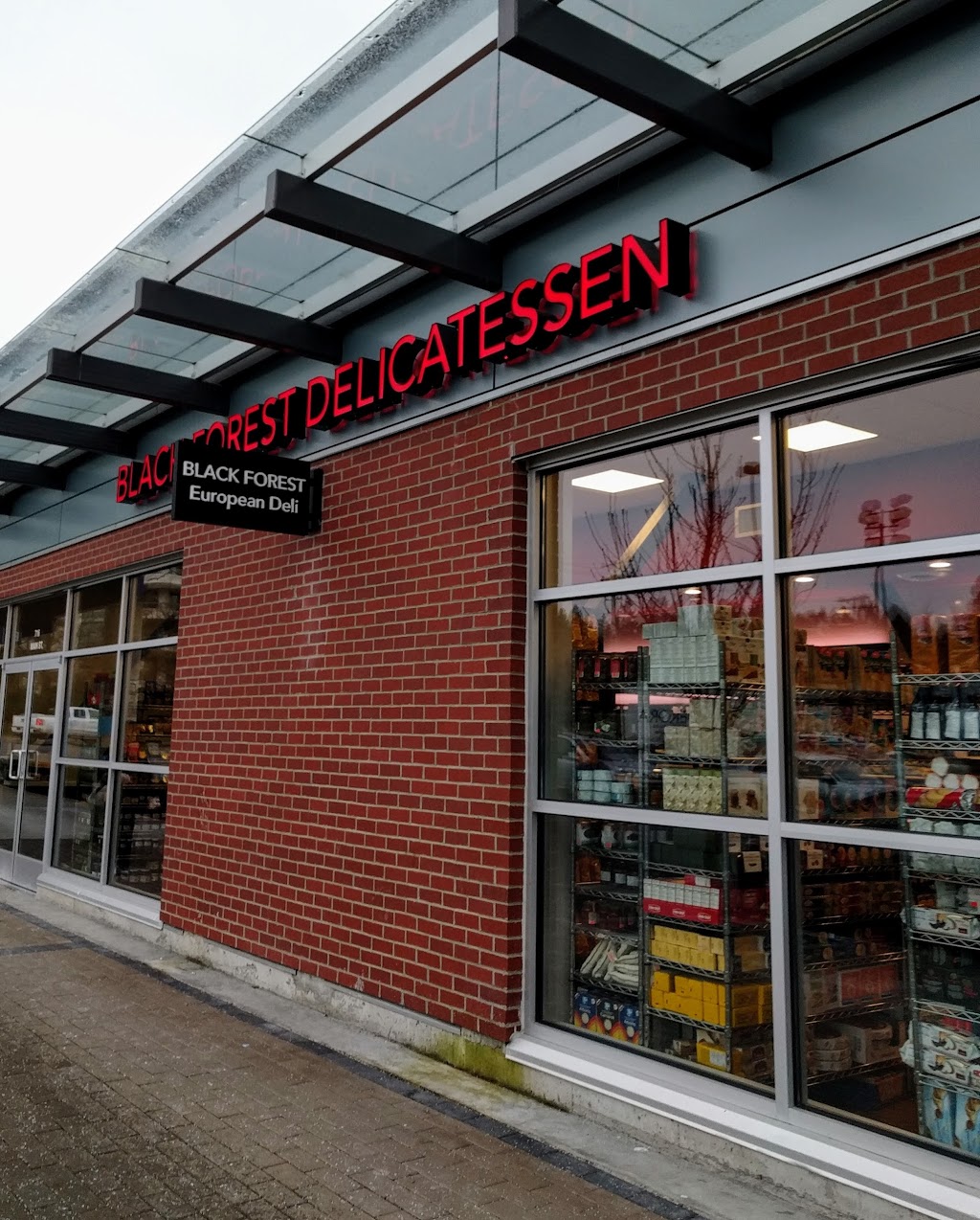 Black Forest Delicatessen | store | 716 Main St, West Vancouver, BC V7T 0A5, Canada | 6042812697 OR +1 604-281-2697