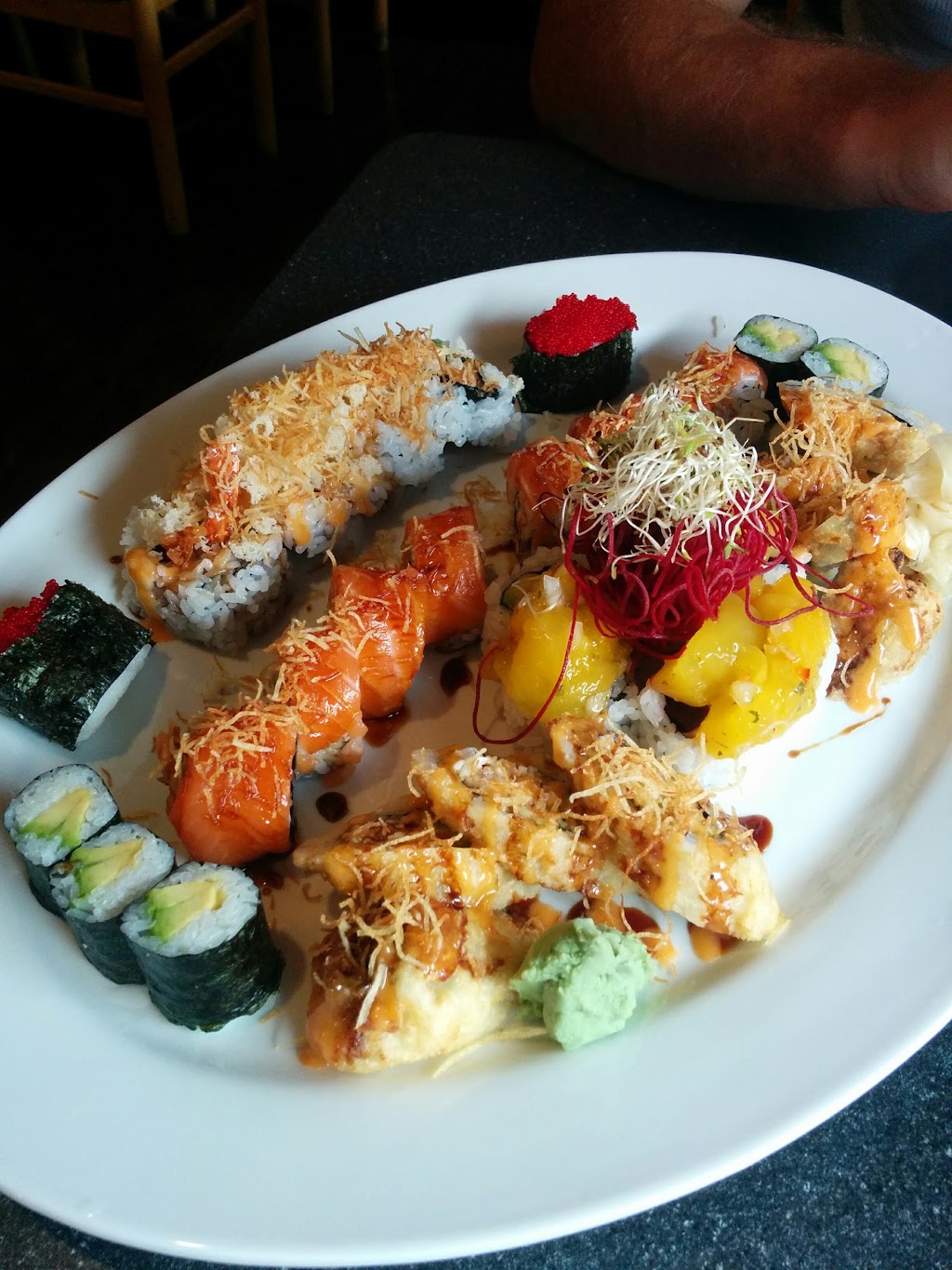 Osaka Sushi | 450 Ryan Rd, Courtenay, BC V9N 7R6, Canada | Phone: (250) 703-0146