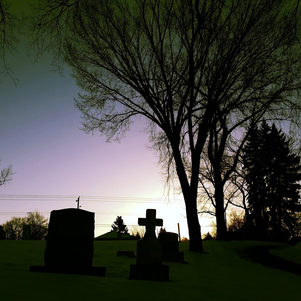 Queens Park Cemetery | 3219 4 St NW, Calgary, AB T2M 3A6, Canada | Phone: (403) 221-3660