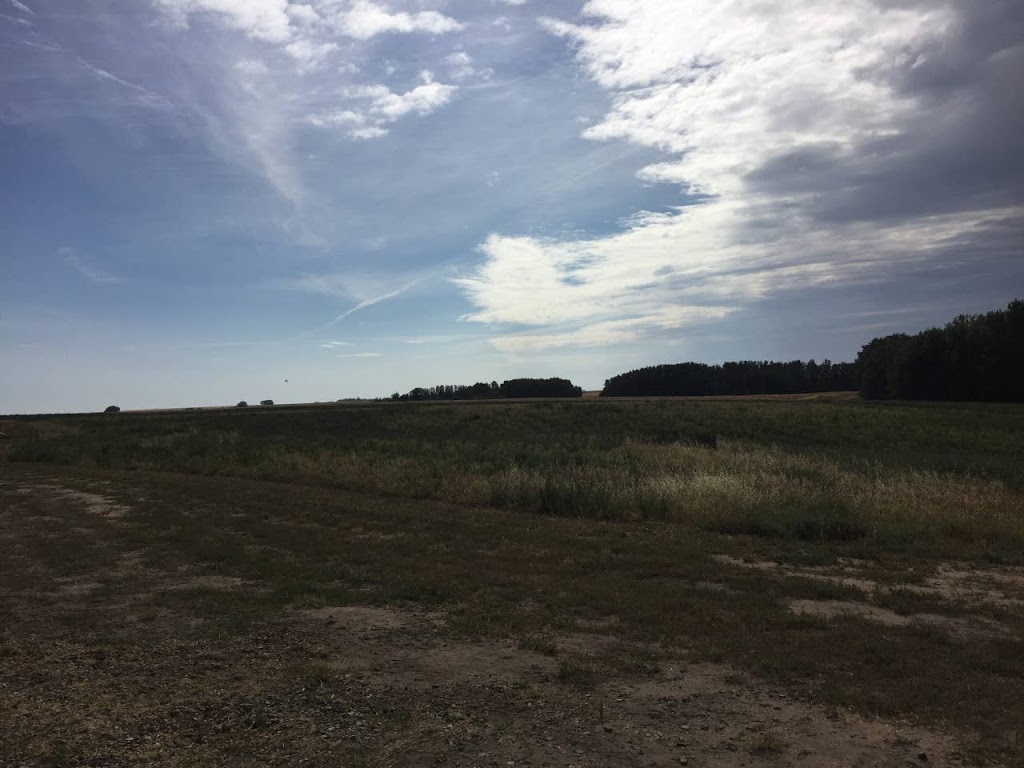 Reiley Farms - Twin Cabins | Richard, SK S0M 2V0, Canada | Phone: (306) 361-1000