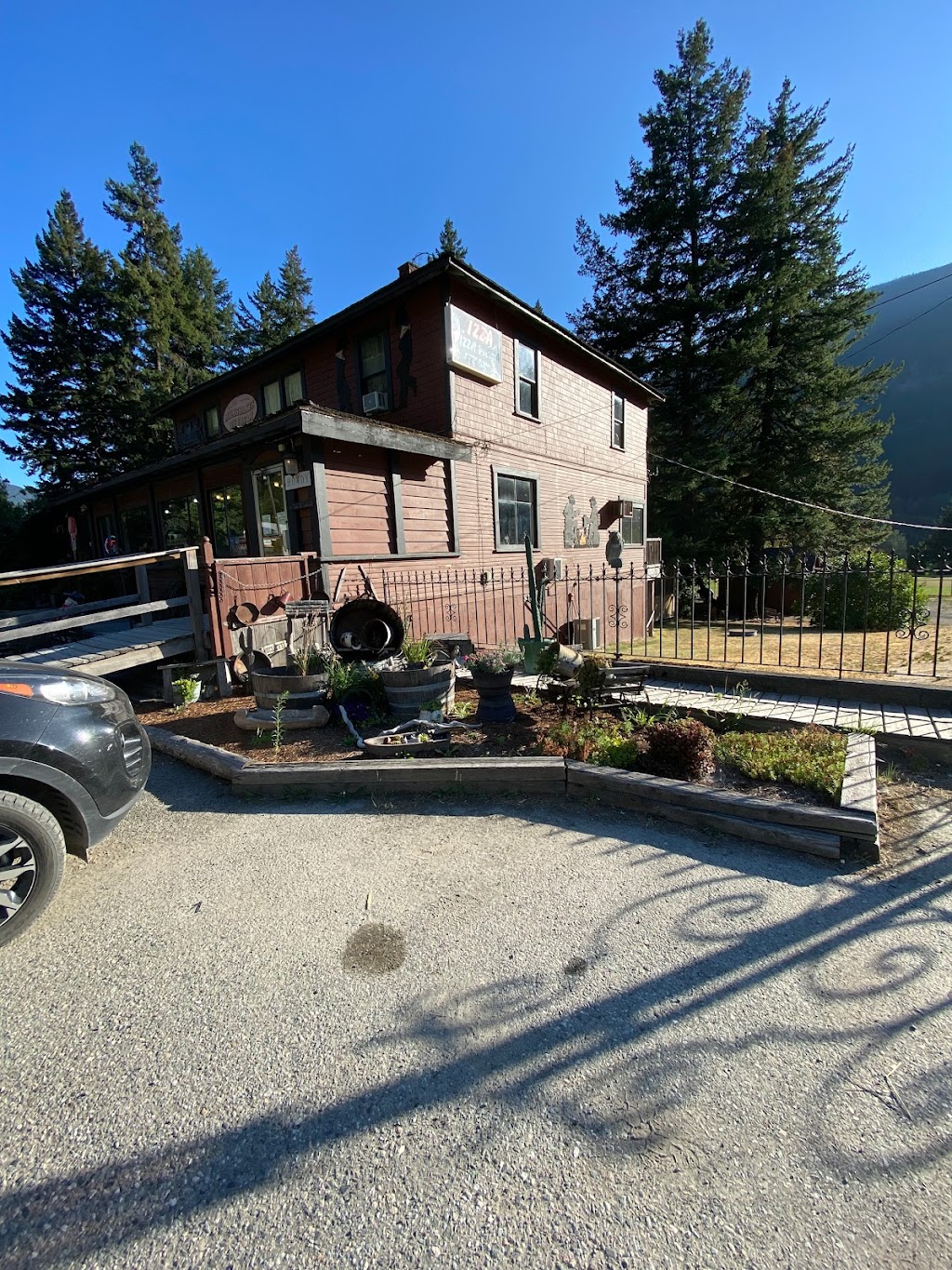 Old Towne Inne Chuckwagon Bar & Grill | Trans-Canada Hwy, Fraser Valley A, BC V0X, Canada | Phone: (604) 867-9321
