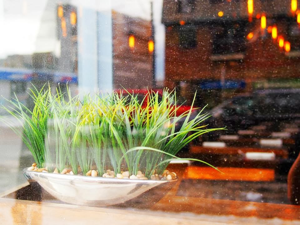 Grasshopper Cafe | 310 College St, Toronto, ON M5T 1S2, Canada | Phone: (647) 340-3666