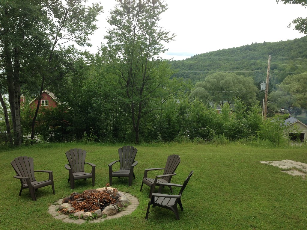 Camping Parc De VR Royal Papineau | 237 Chemin du Golf, Notre-Dame-de-la-Salette, QC J0X 2L0, Canada | Phone: (819) 766-2826