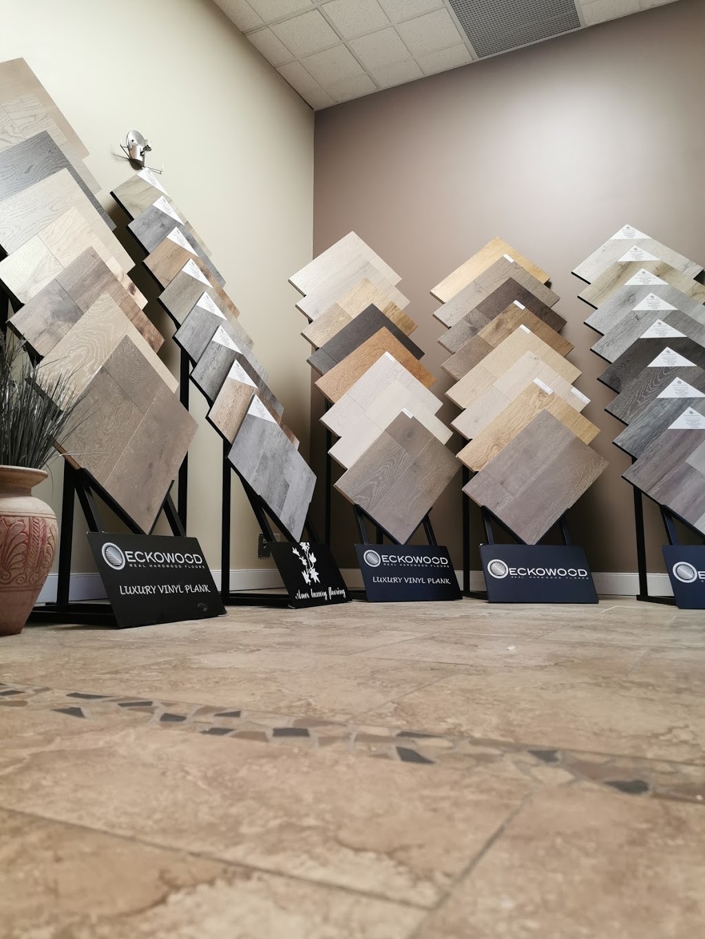 LANGSEN FLOORING&RENOVATIONS LTD. | Canada, Saskatchewan, Warman, CA Saskatchewan Warman CA, Central St #4B 520邮政编码: S0K 4S0 | Phone: (639) 318-9958