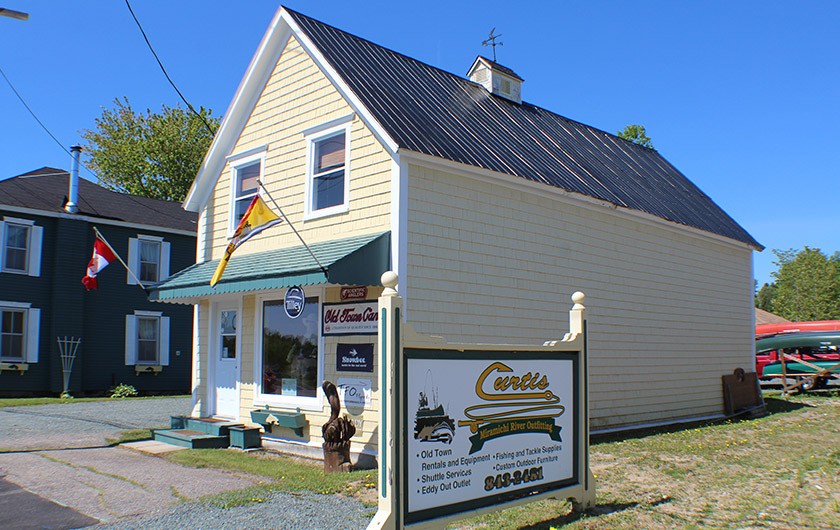 Curtis Miramichi River Outfitters | 163 Main St, Blackville, NB E9B 1S3, Canada | Phone: (506) 843-2481