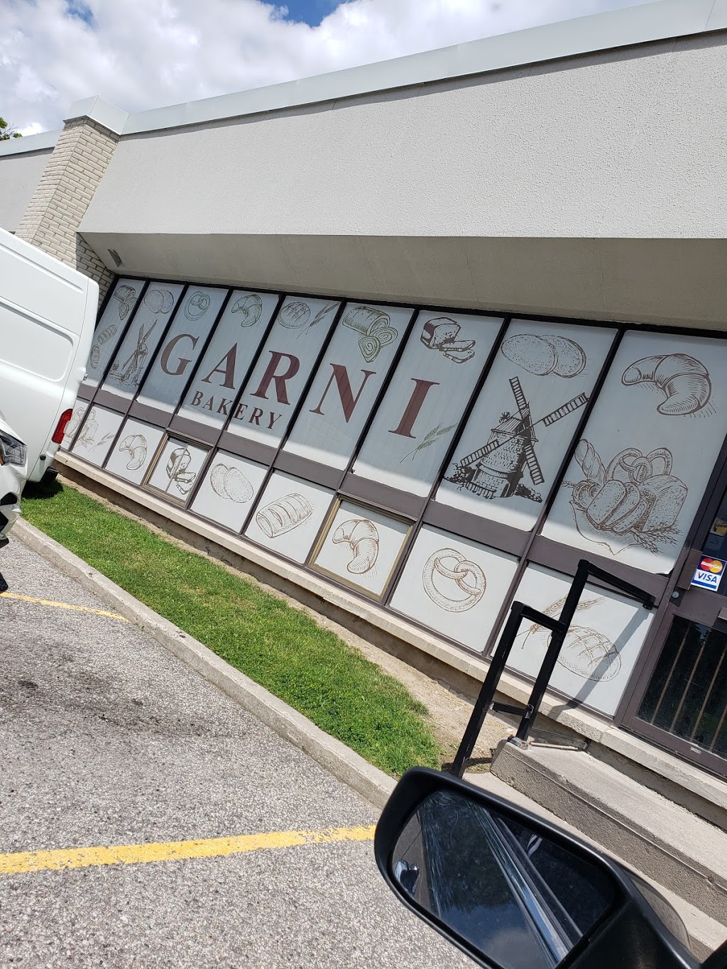Garni Bakery | 451 McNicoll Ave, North York, ON M2H 2C9, Canada | Phone: (416) 499-2424