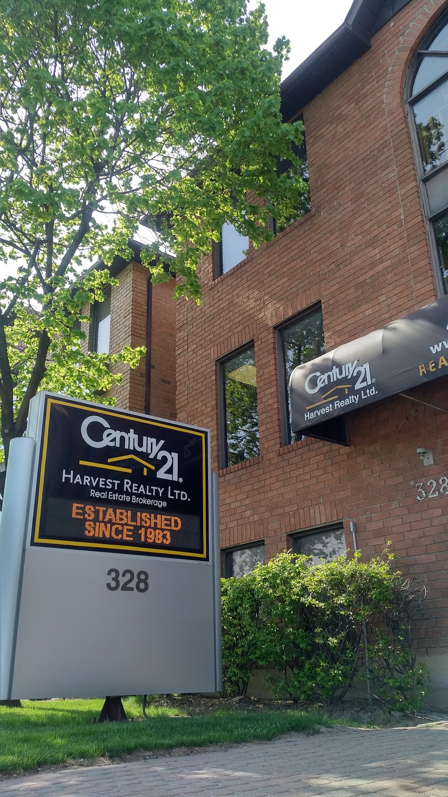 Century 21 Harvest Realty Ltd., Brokerage | 328 Sheppard Ave E, North York, ON M2N 3B4, Canada | Phone: (416) 733-2666