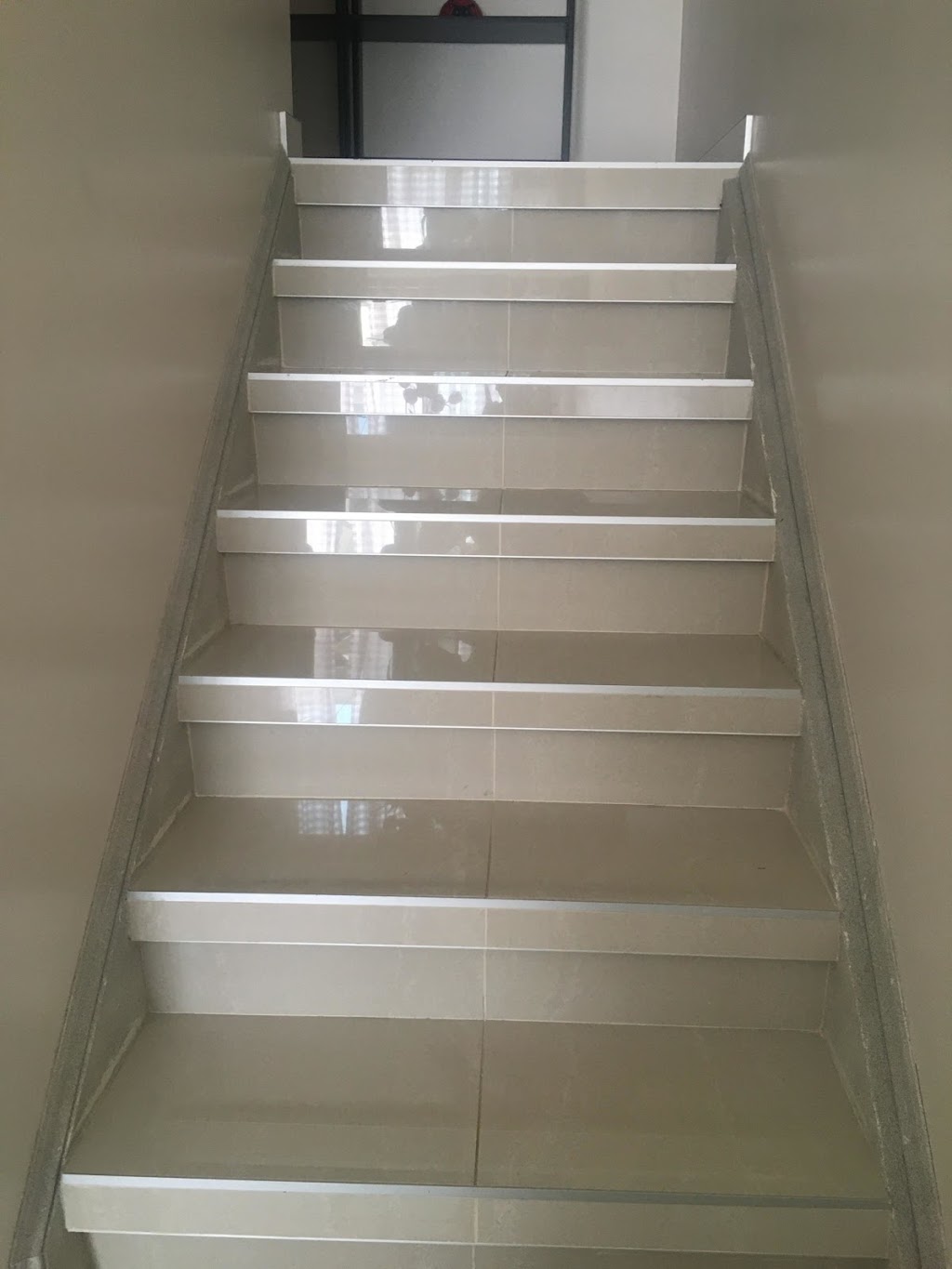 YEG Tile Tree Ltd | 248 Hillcrest Pl, Edmonton, AB T5R 5X6, Canada | Phone: (780) 660-2706