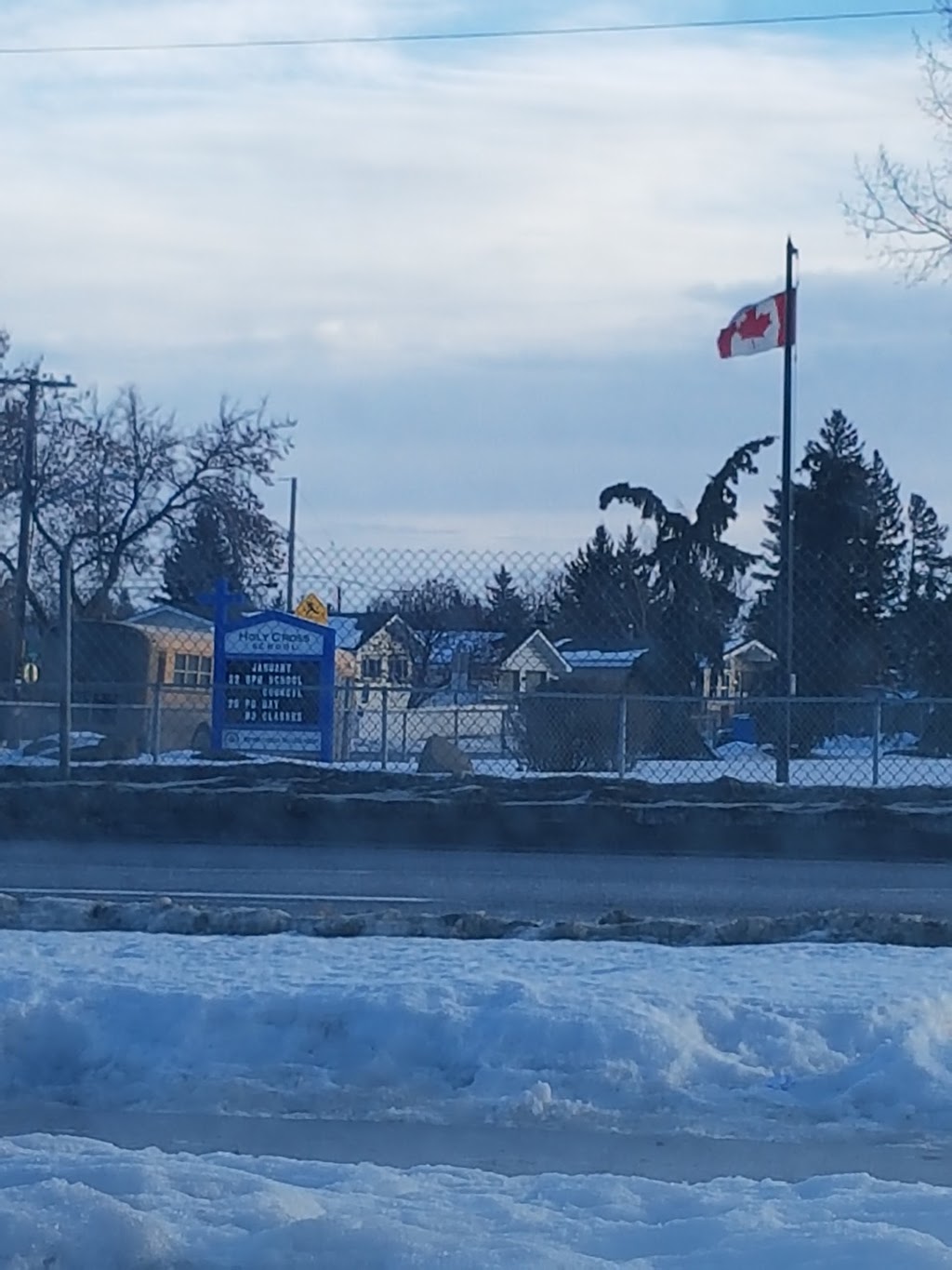Holy Cross Elementary Jr High School | 3719 26 Ave SE, Calgary, AB T2B 0C6, Canada | Phone: (403) 500-2033