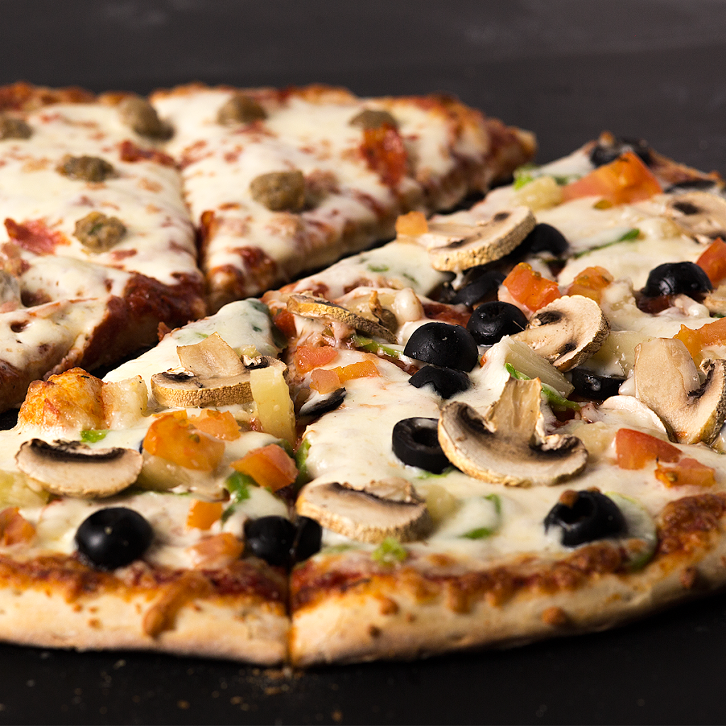 Golden Bakery & Pizza | 1500 James St S, Thunder Bay, ON P7E 6J2, Canada | Phone: (807) 475-5688