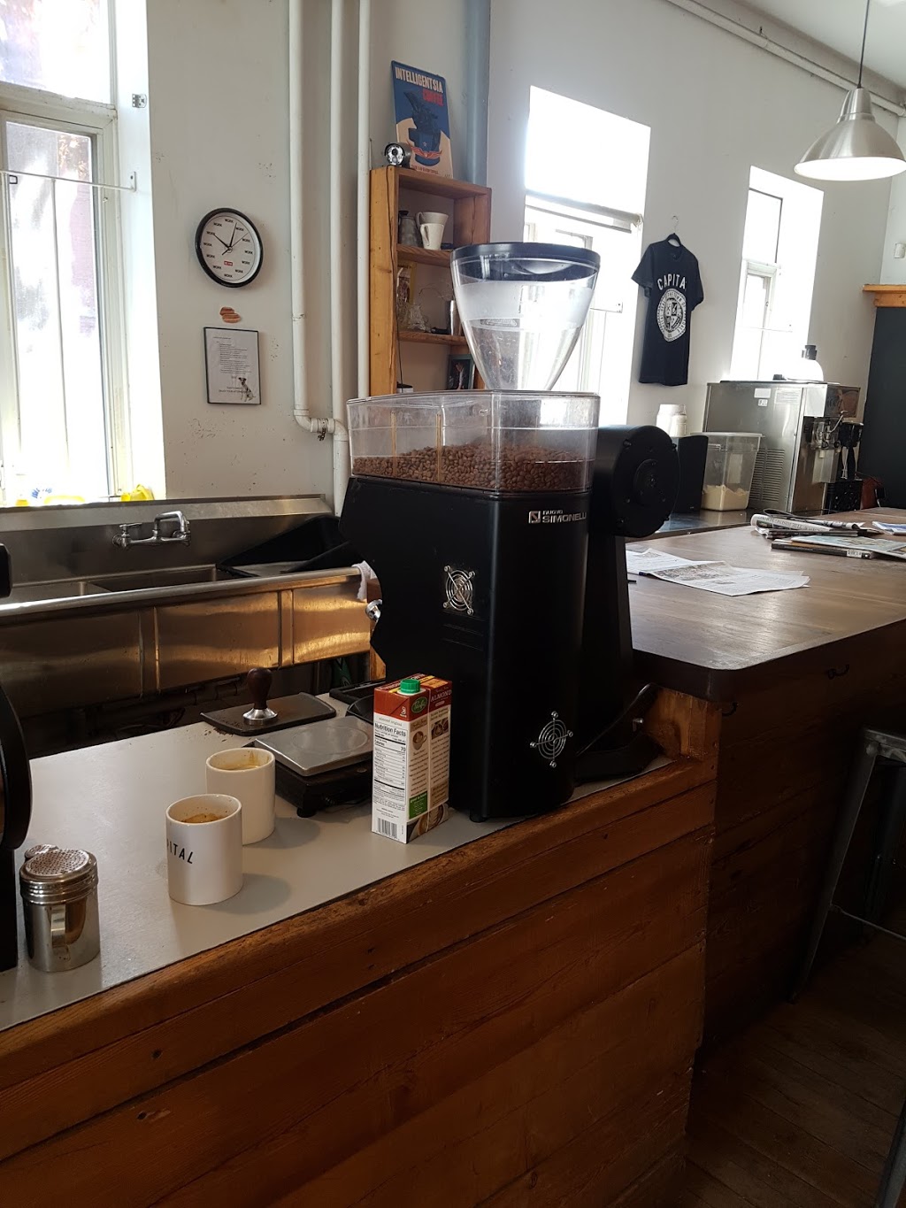 The Common Espresso Bar | 1071 College St, Toronto, ON M6H 1B2, Canada | Phone: (416) 546-7789