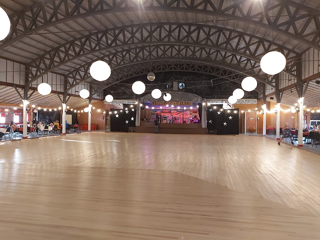 Danceland | 511 Lake Ave, Manitou Beach, SK S0K 4T1, Canada | Phone: (306) 946-2743