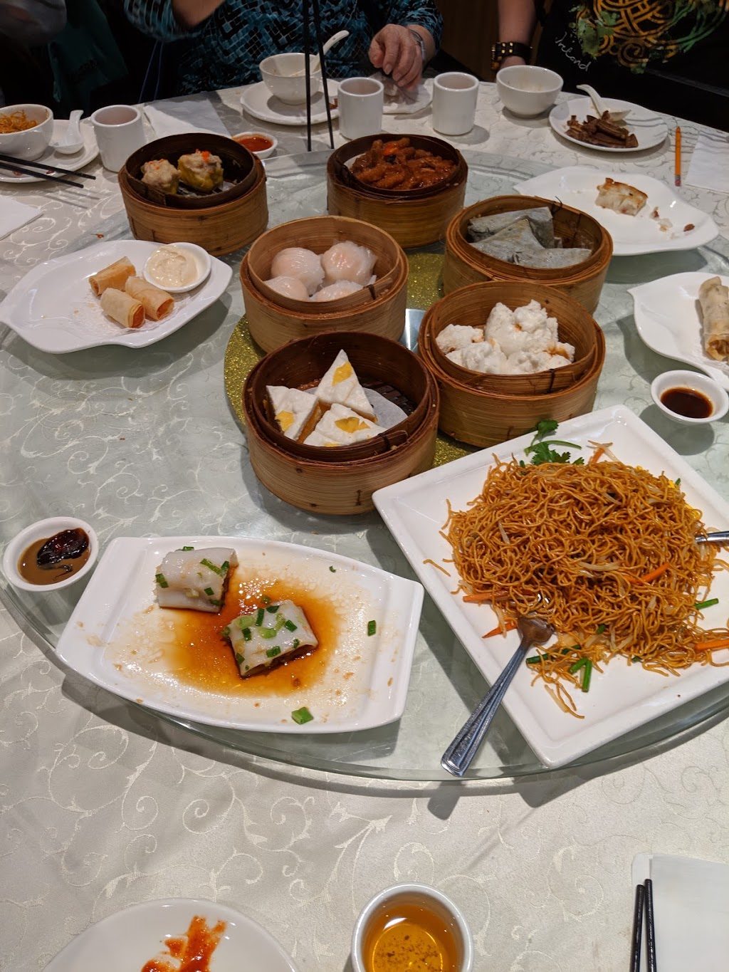 Ginger And Onion Cuisine 醉月軒 | 240 Alton Towers Cir #5, Scarborough, ON M1V 4P2, Canada | Phone: (647) 350-7730