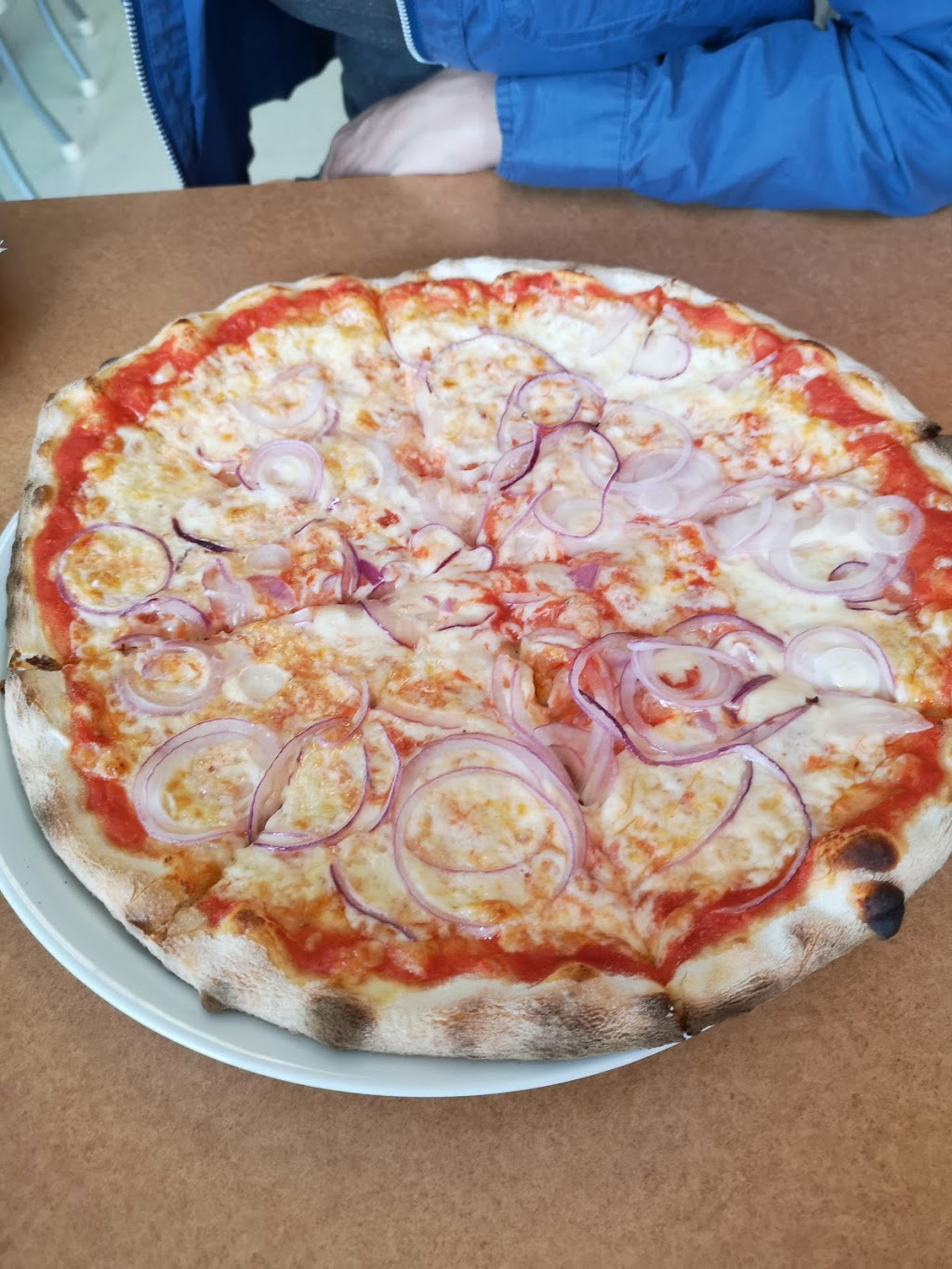 Favoloso Italian Cafe and Pizzeria | 13240 118 Ave NW, Edmonton, AB T5L 4N4, Canada | Phone: (780) 454-6329