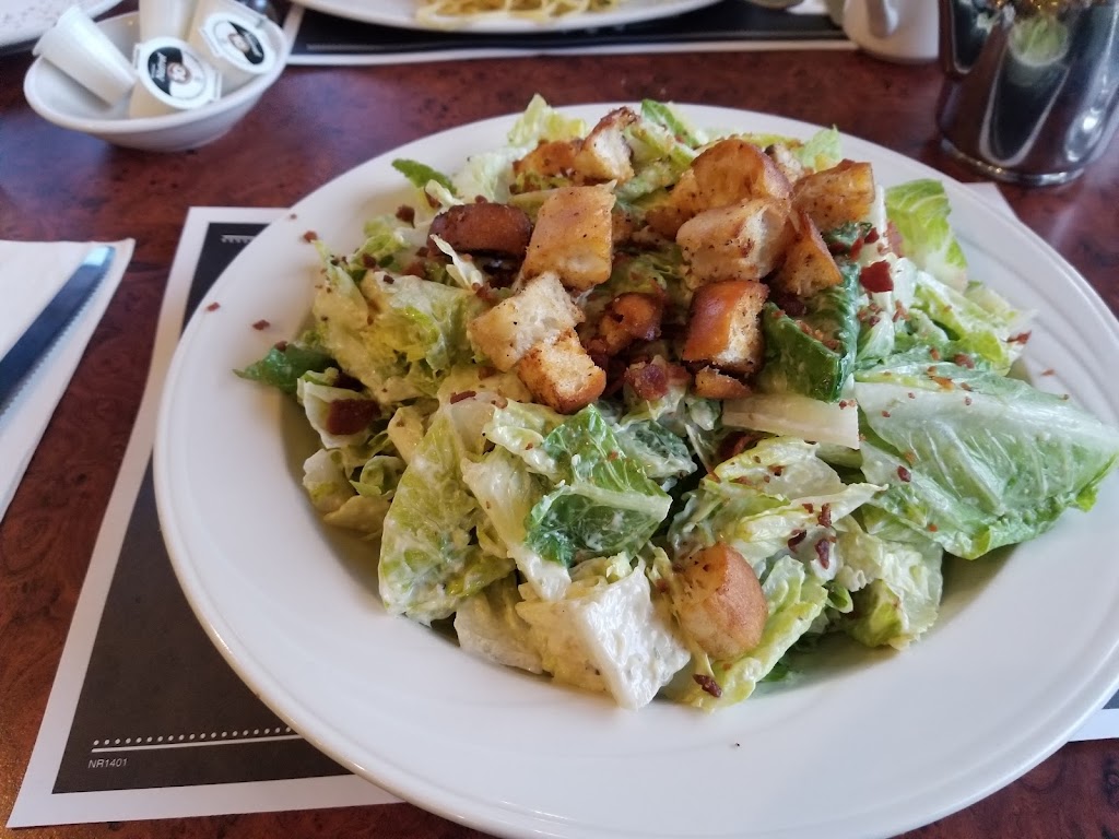 Restaurant Homa - Apportez votre vin | 6830 Rue Hochelaga, Montréal, QC H1N 1Y4, Canada | Phone: (514) 256-5308