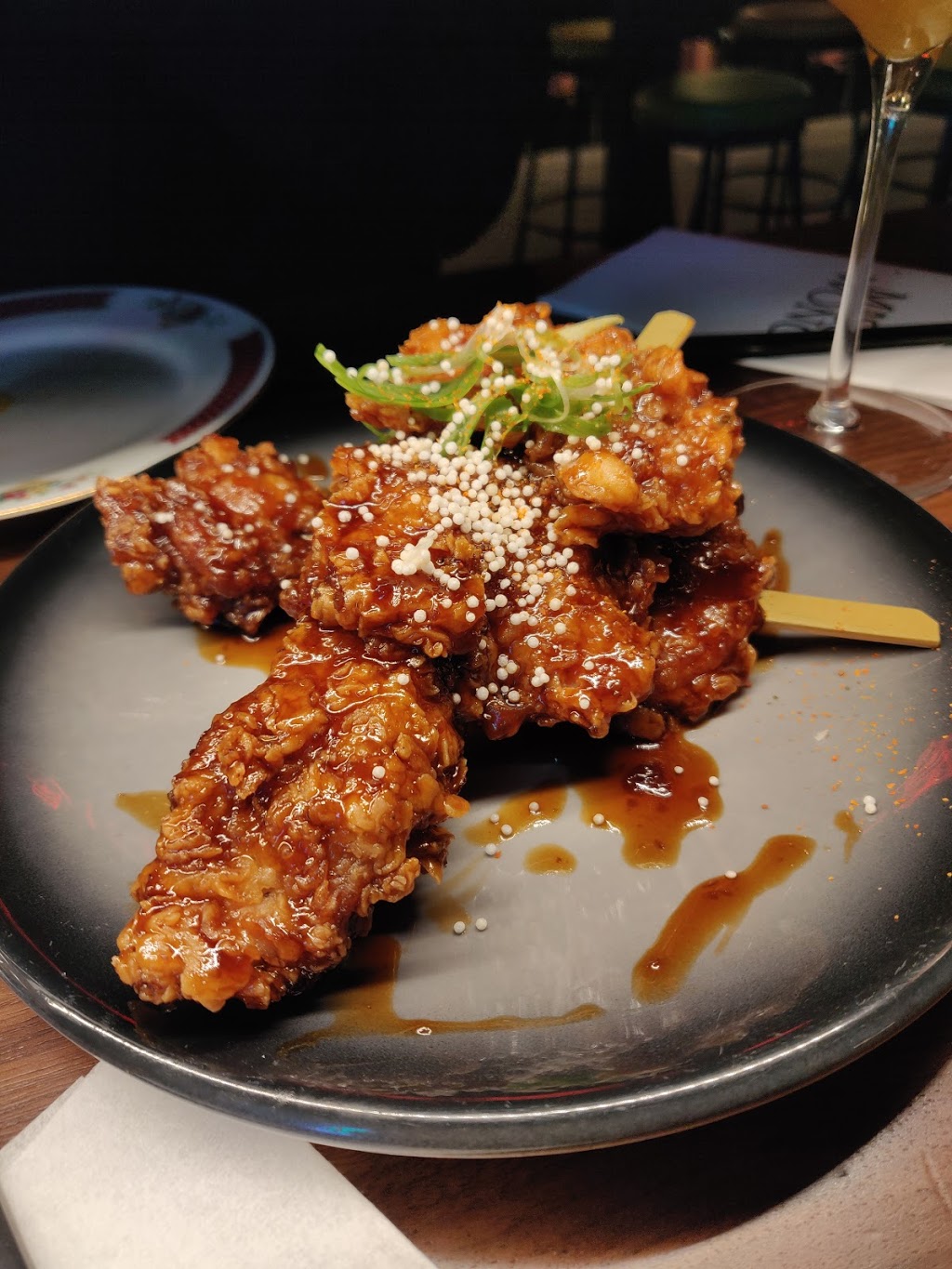 Miss Wong | 1780 Avenue Pierre-Péladeau, Laval, QC H7T 2Z1, Canada | Phone: (514) 557-9664