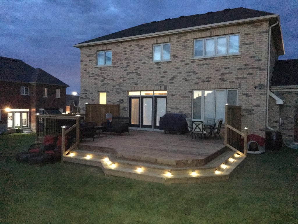 Meccano fence and deck | 188 Howard Crescent, Orangeville, ON L6Z 4H2, Canada | Phone: (647) 300-4239