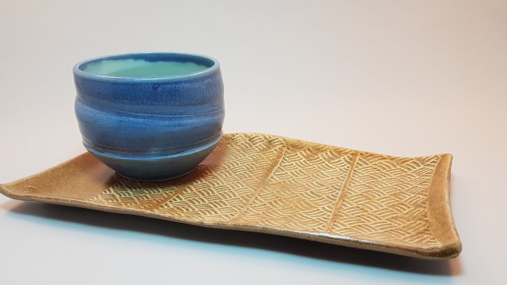 SingingDog Pottery | 5623 Gelert Rd, Dysart et al, ON K0M 1S0, Canada | Phone: (705) 935-0178