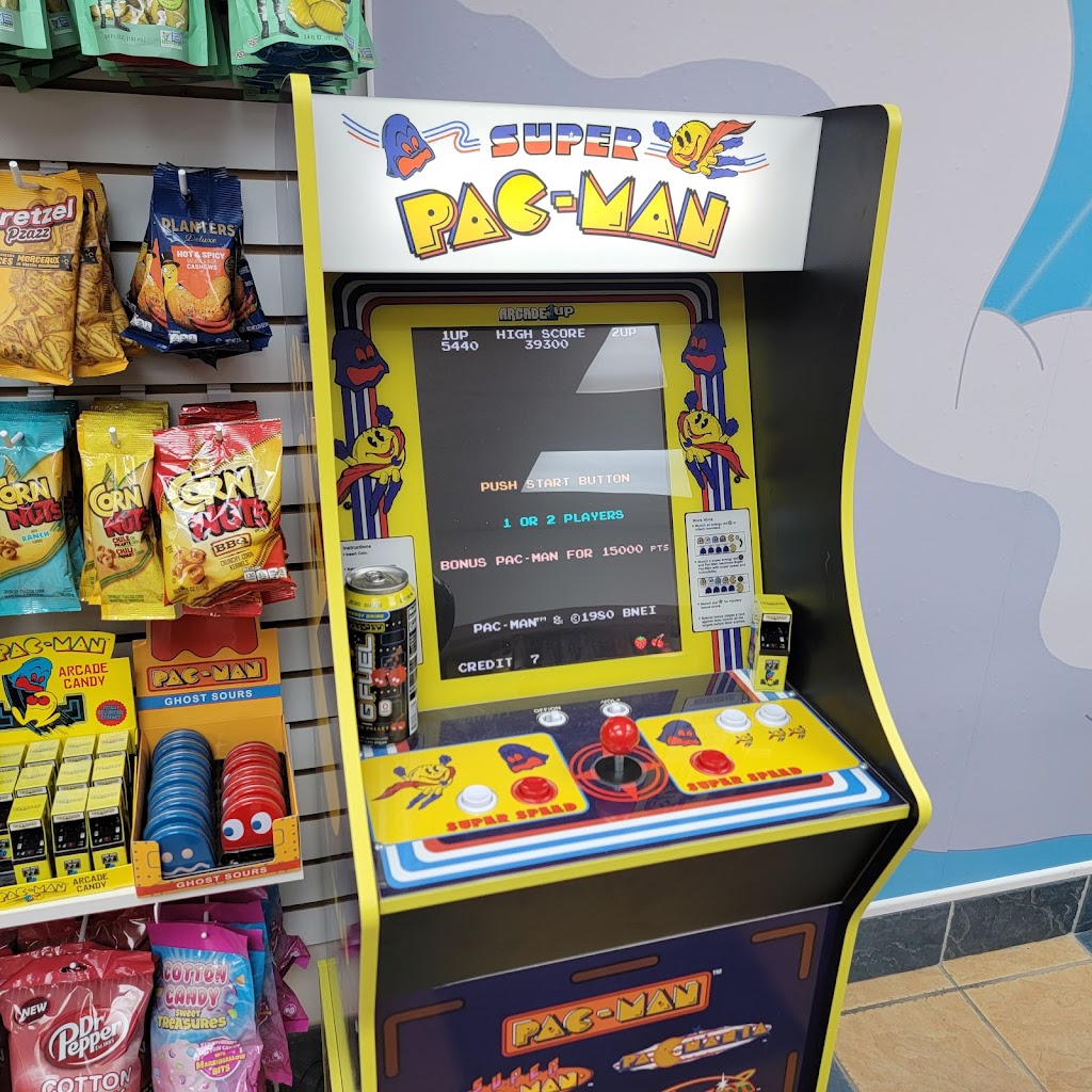 Snack Planet Sherbrooke | 9 Rue Wellington N, Sherbrooke, QC J1H 5A9, Canada | Phone: (819) 300-0795