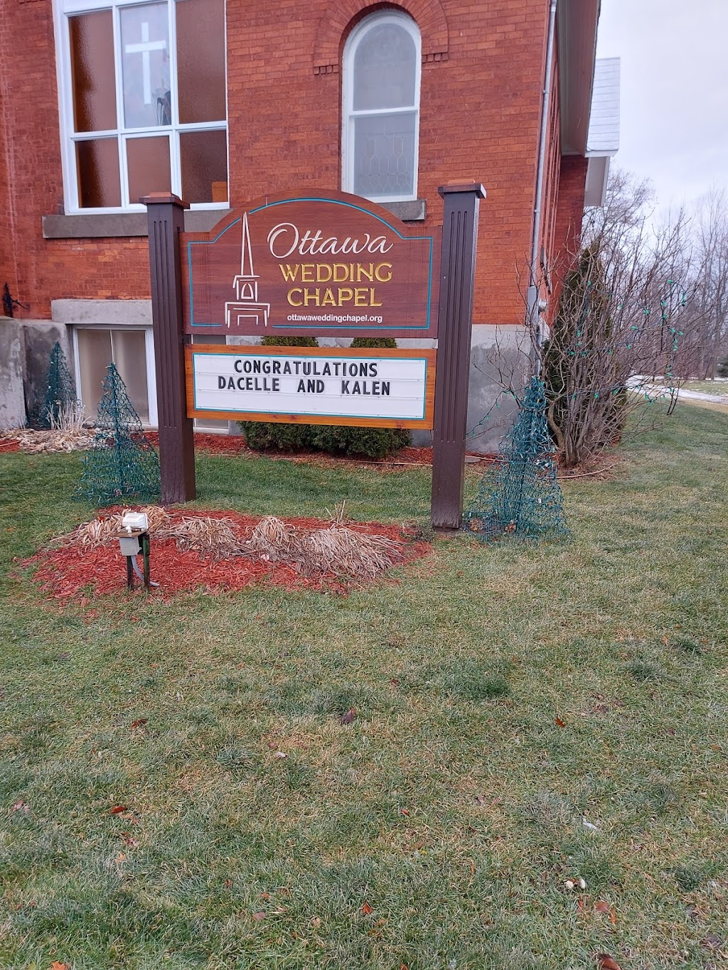 Ottawa Wedding Chapel | 3249 Yorks Corners Rd, Kenmore, ON K0A 2G0, Canada | Phone: (800) 545-3681
