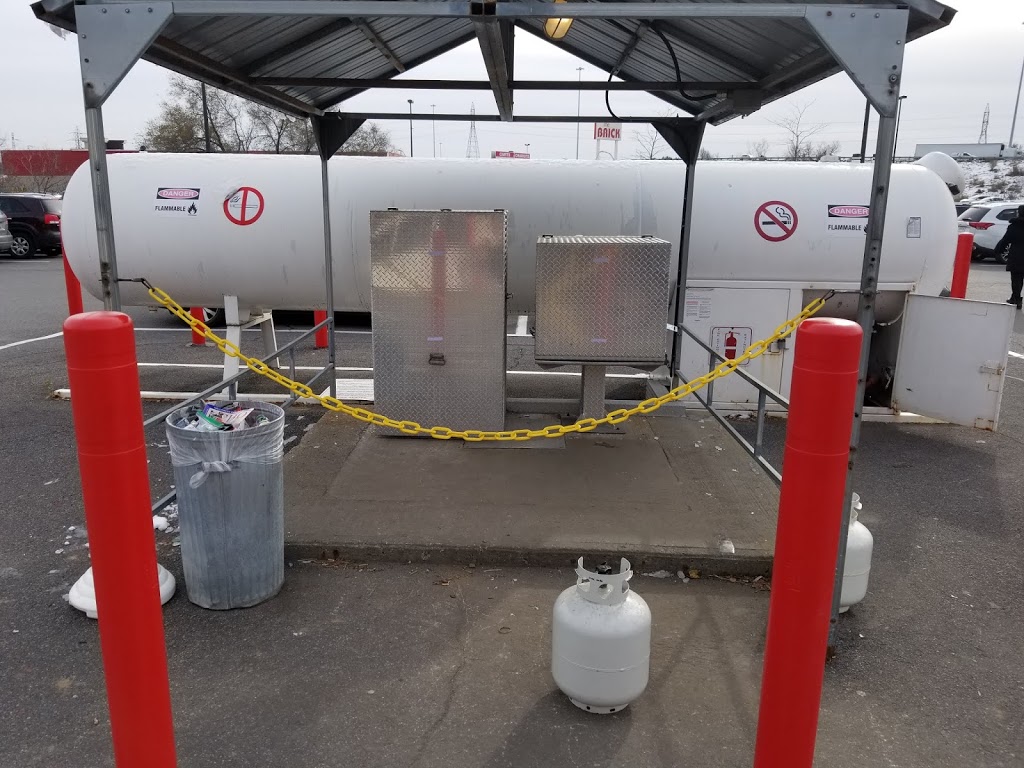 Costco Food Court | 1900 Cyrville Rd, Gloucester, ON K1B 3V5, Canada | Phone: (613) 748-9966