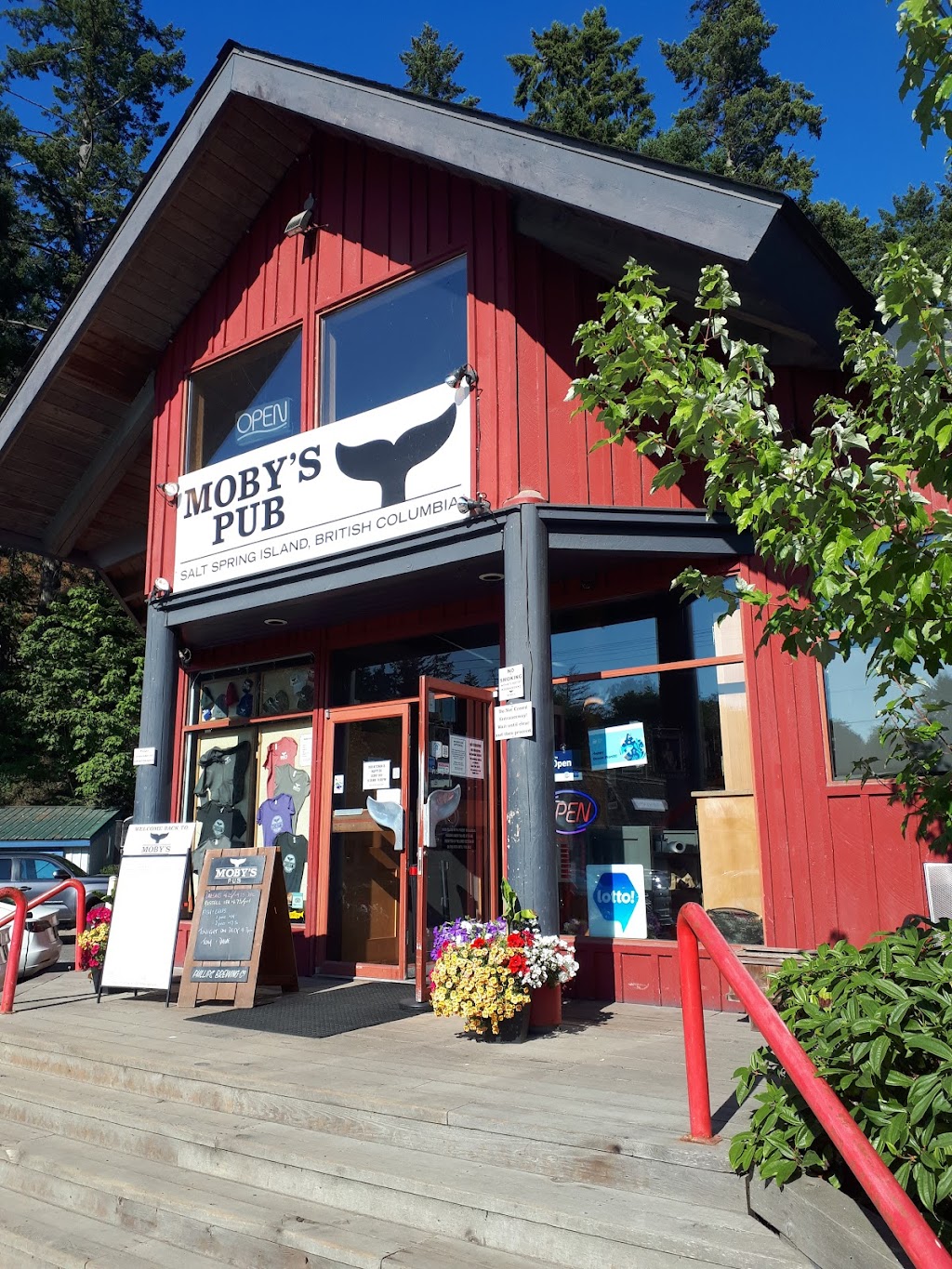 Mobys Pub | 124A Upper Ganges Rd, Salt Spring Island, BC V8K 2S2, Canada | Phone: (250) 537-5559
