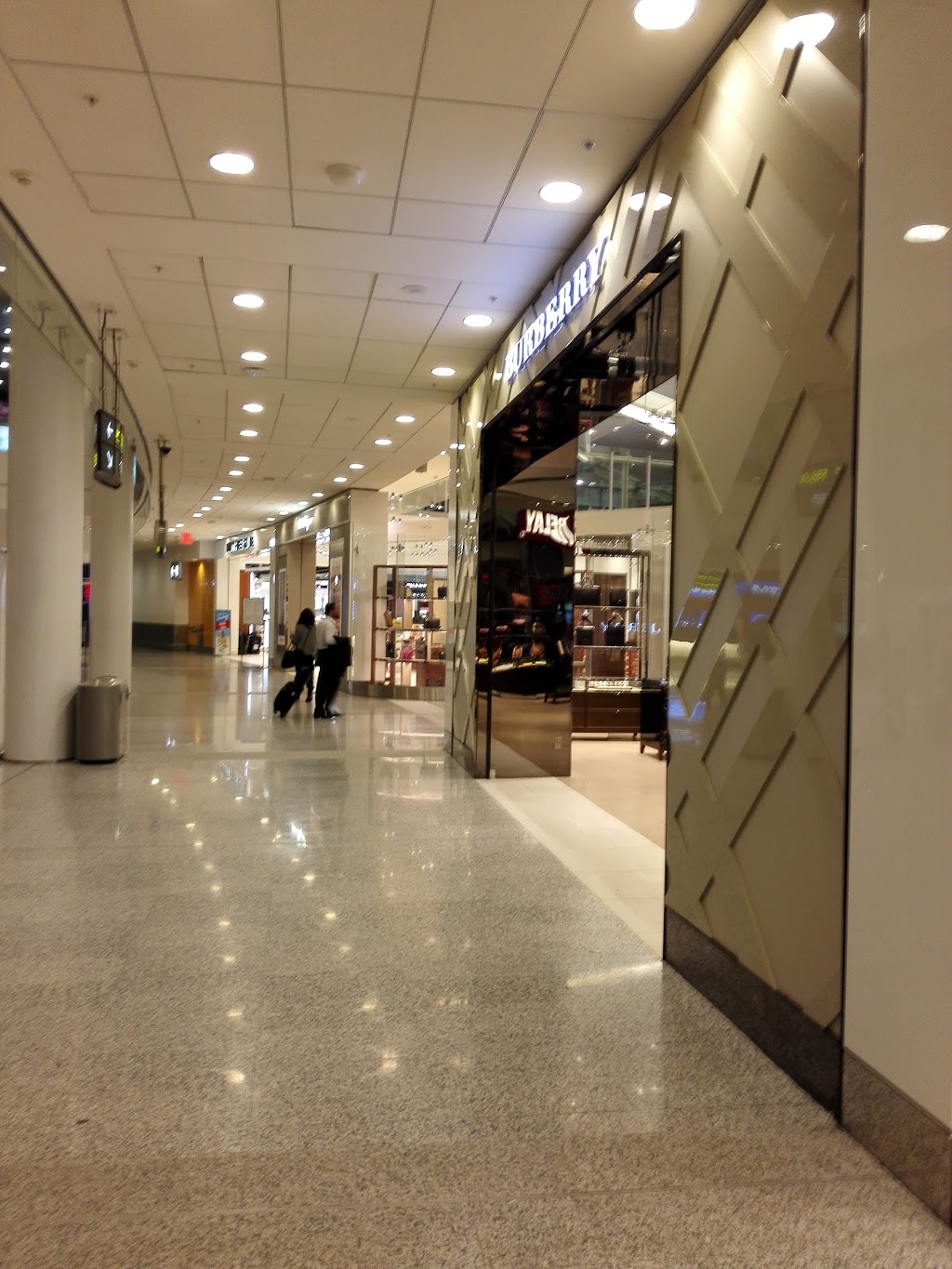 Burberry | 6301 Silver Dart Dr, Mississauga, ON L5P 1B2, Canada | Phone: (905) 673-4002