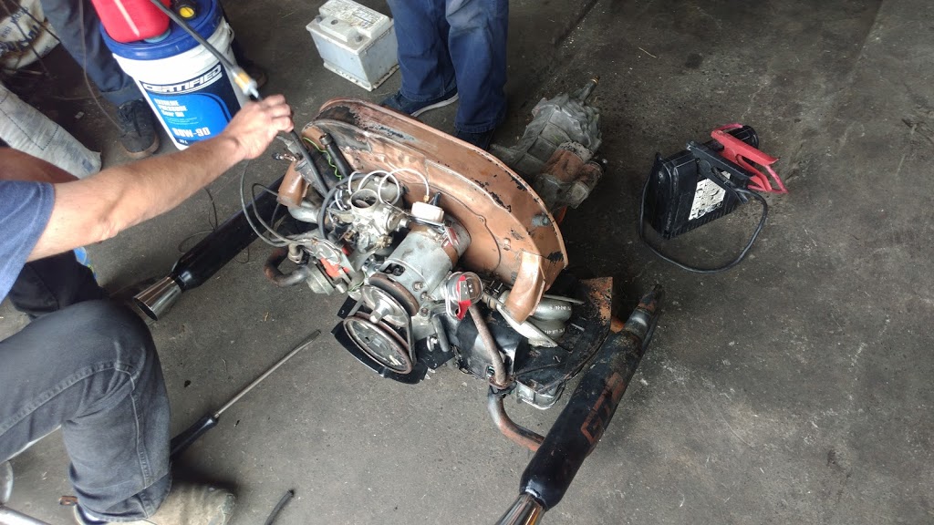 Stevo Auto Clinic | 3505 16 St SW, Calgary, AB T2T 4H1, Canada | Phone: (403) 287-1334