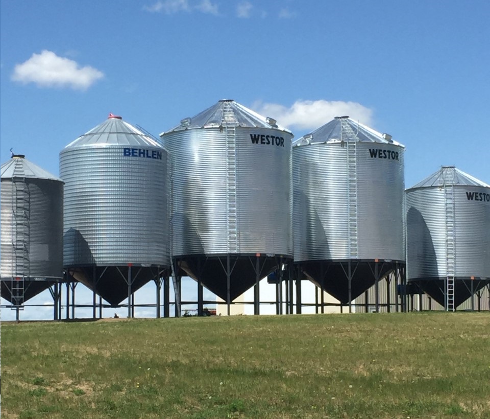 Nagel Agro | NW 10-12-2-W3, Mossbank, SK S0H 3G0, Canada | Phone: (306) 354-7997