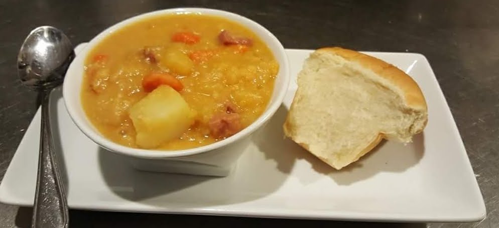 Frasers Restaurant | 238 Conception Bay Hwy, Coleys Point South, NL A0A 1X0, Canada | Phone: (709) 573-1946
