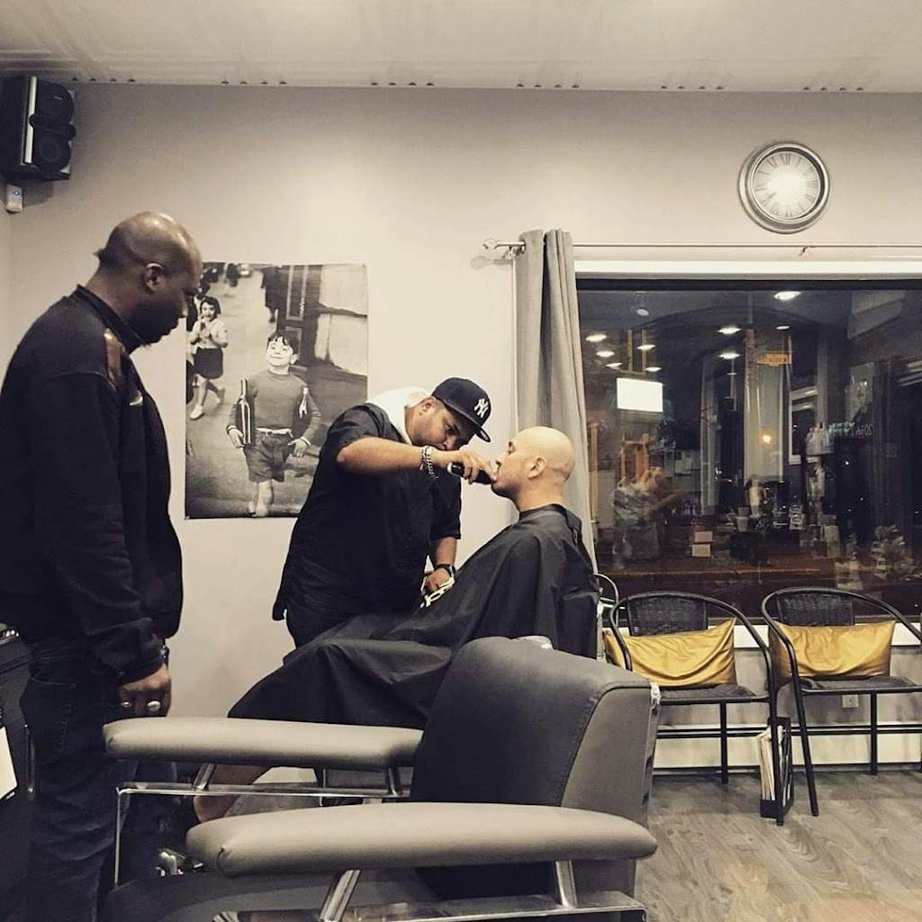 La belle et La bête coiffure | 2701 Rue Beaubien E, Montréal, QC H1Y 1H1, Canada | Phone: (514) 593-0475